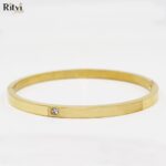 Elegant One Diamond Gold Bracelet For Women - Image 2