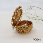 Irya Rajwadi Gold Sindoor Box - Image 2