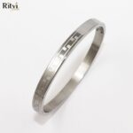 Milo Continuous Line Band Bracelet For Women - Image 2