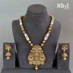 Ritvi Maahi White Pearl Gold Plating Necklace Set