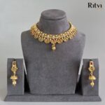 Ritvi Shankar Rajwada Gold Necklace Set