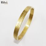 Steve Memoir Chess Design Gold Men Band Bracelet