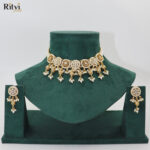 Ritvi Sabarmati Rajwada Gold Choker Set
