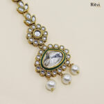 Barkha Kundan Maang Tikka