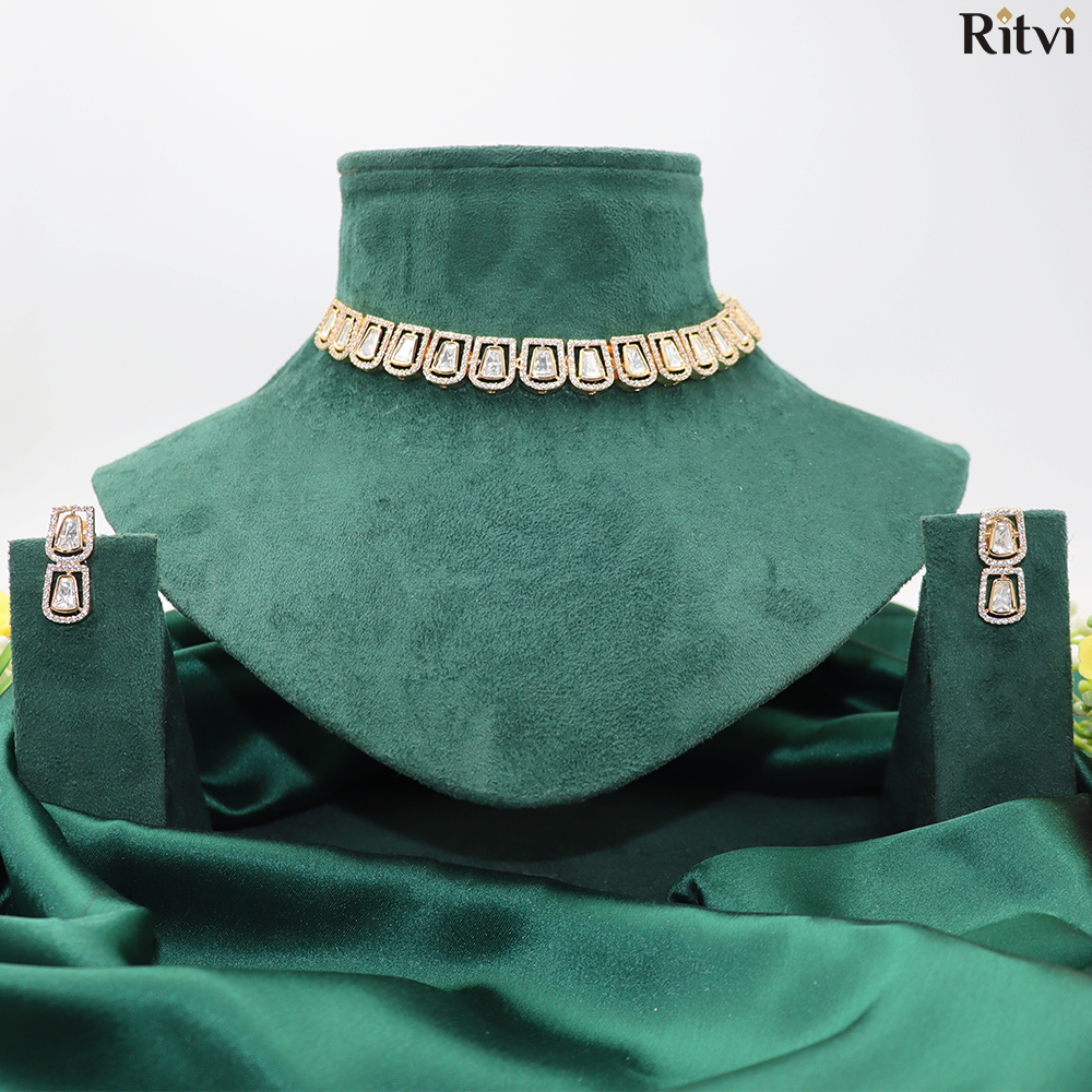 Aarvika AD Stone Choker Set